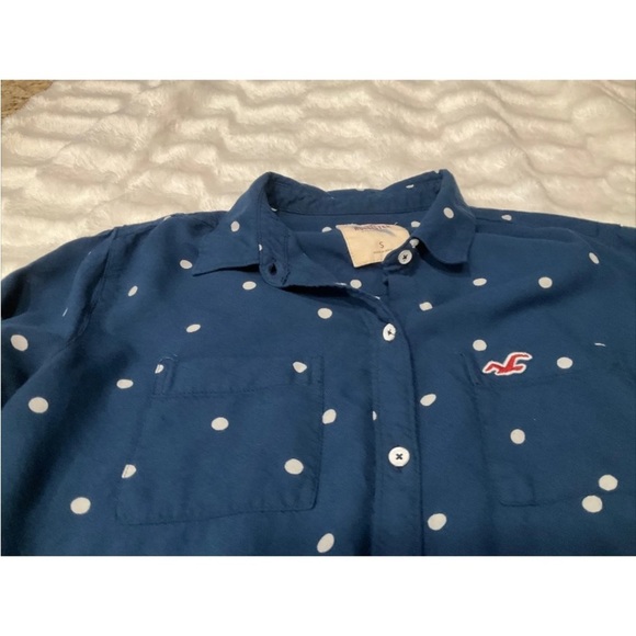 Hollister Women’s Button Down Polka Dot Roll Tab Sleeves Top Size S - Picture 8 of 8